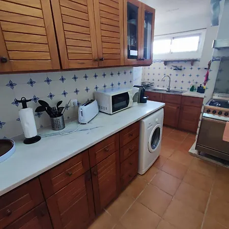 Oeiras, 2 Bedroom W Balcony And Barbecue Next To Parque Dos Poetas