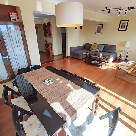Oeiras, 2 Bedroom W Balcony And Barbecue Next To Parque Dos Poetas Daire Oeiras
