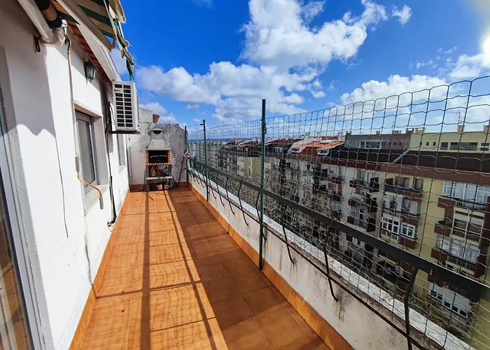 Apartamento Oeiras, 2 Bedroom W Balcony And Barbecue Next To Parque Dos Poetas Oeiras
